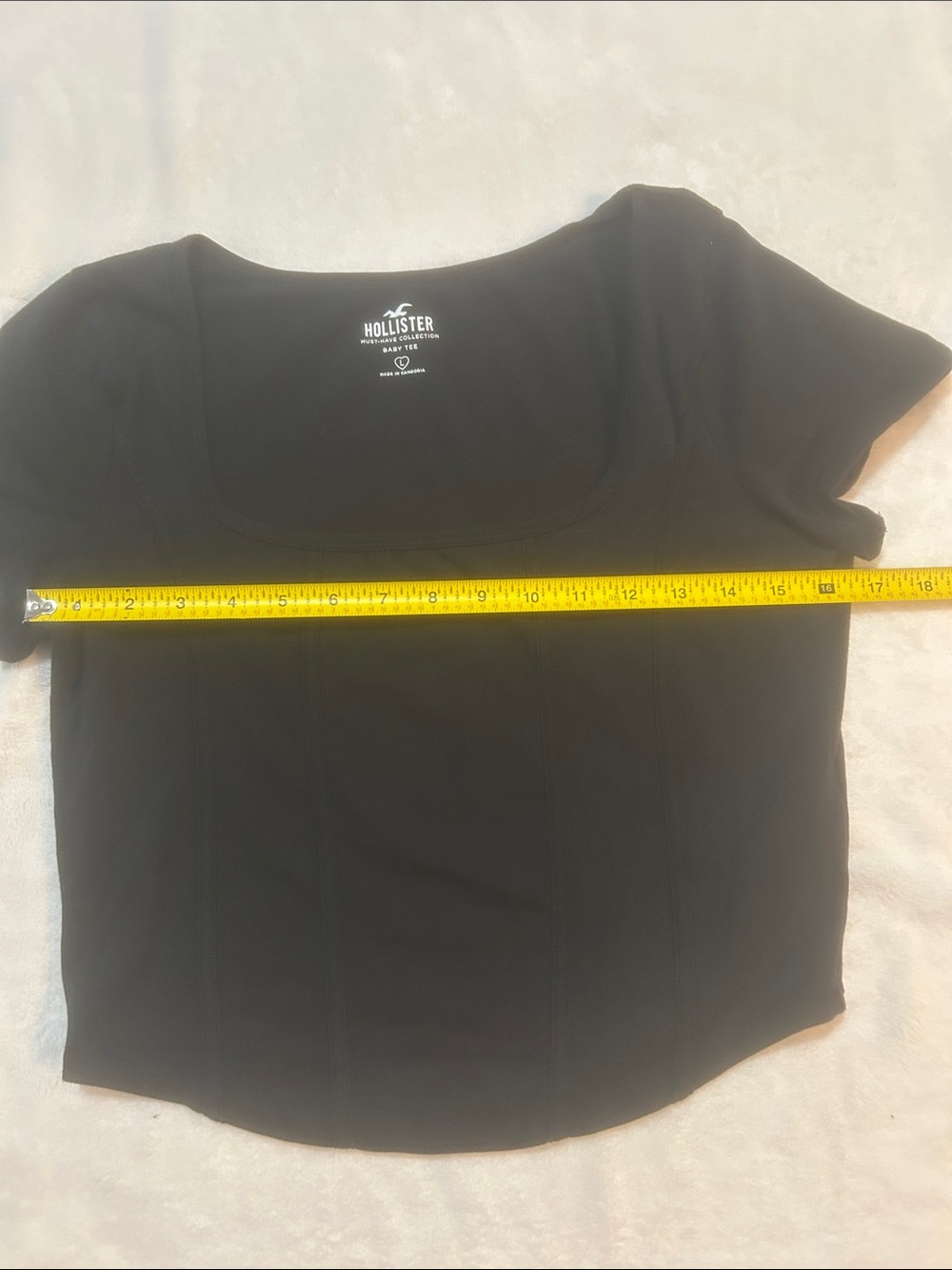 Hollister Women’s Top Baby Tee Black Square Neck Fitted Short Sleeve Size Large - Picture 3 of 7